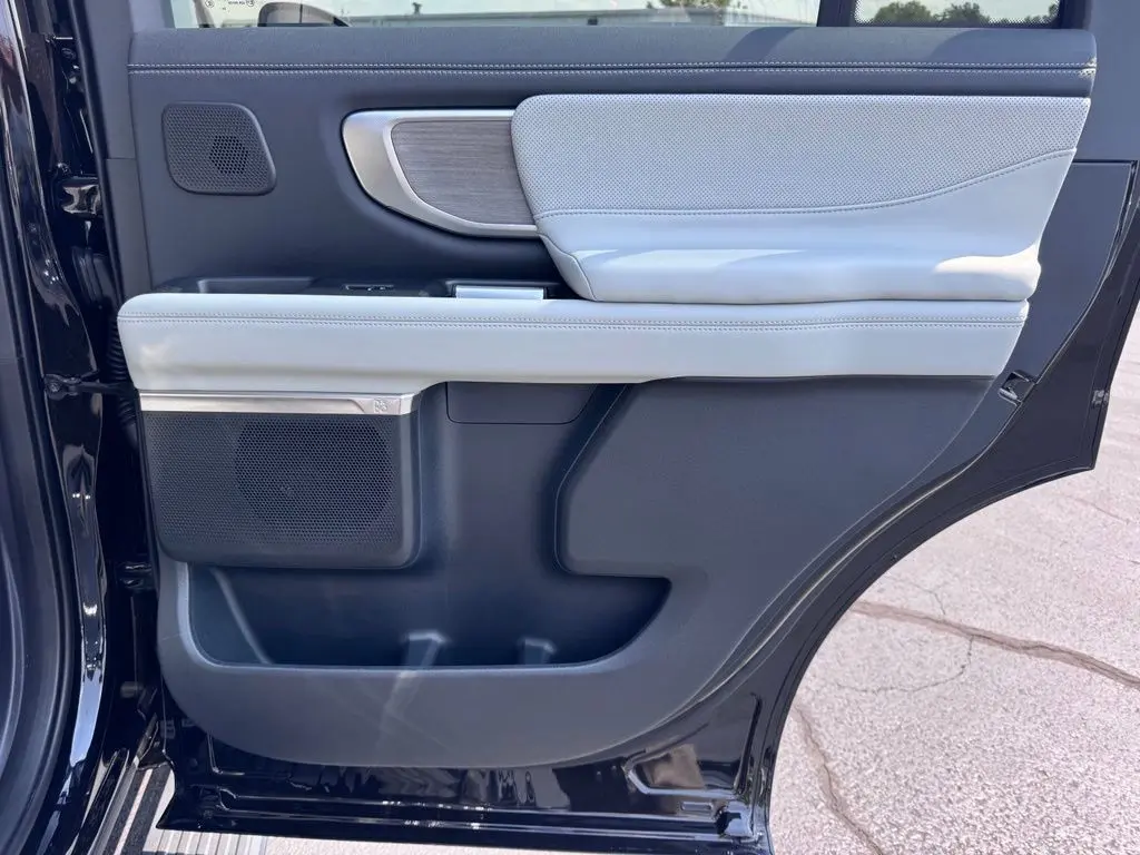 2025 Ford Expedition - $77,000