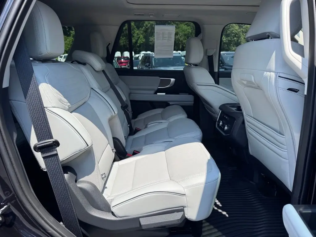 2025 Ford Expedition - $77,000