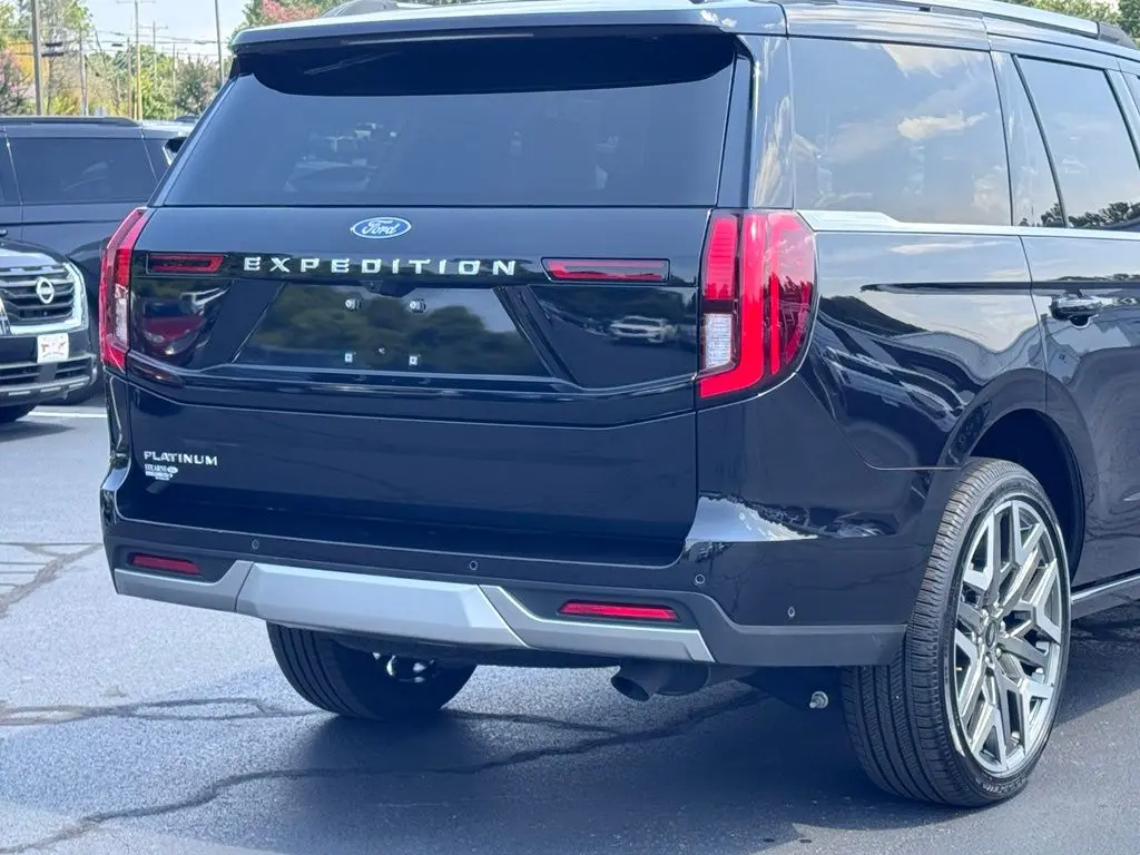 2025 Ford Expedition - $77,000