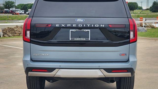2025 Ford Expedition Platinum