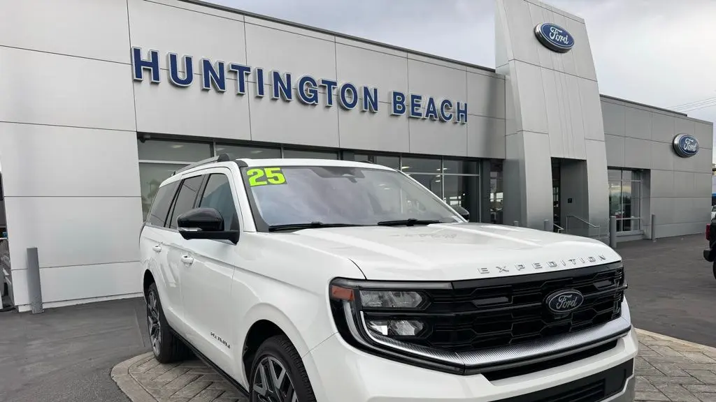 Preowned 2025 Ford Expedition Platinum for Sale