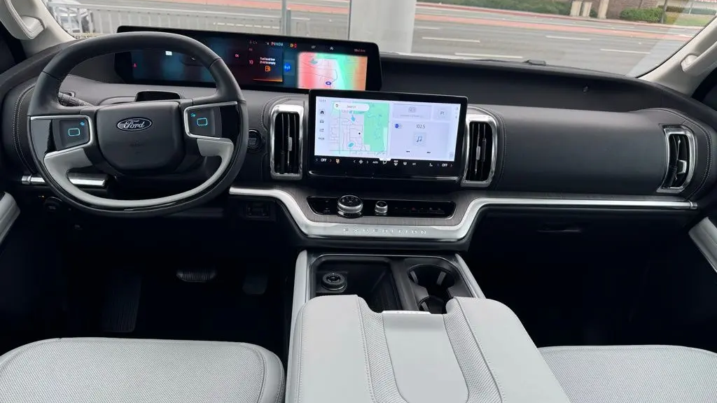 2025 Ford Expedition Platinum