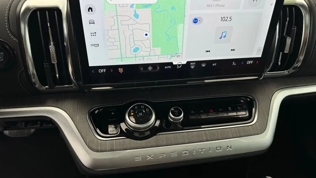 2025 Ford Expedition Platinum