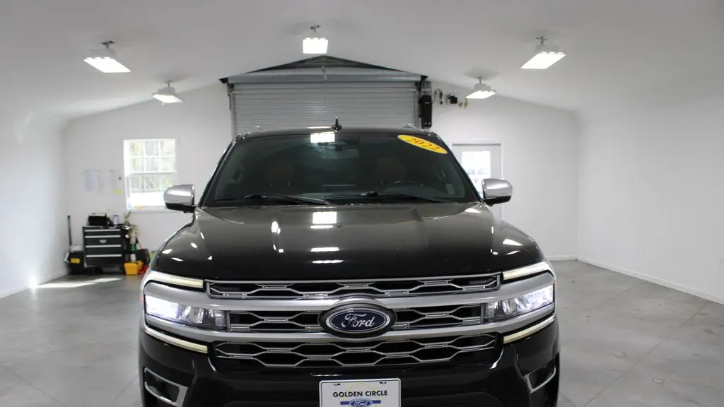2022 Ford Expedition Platinum