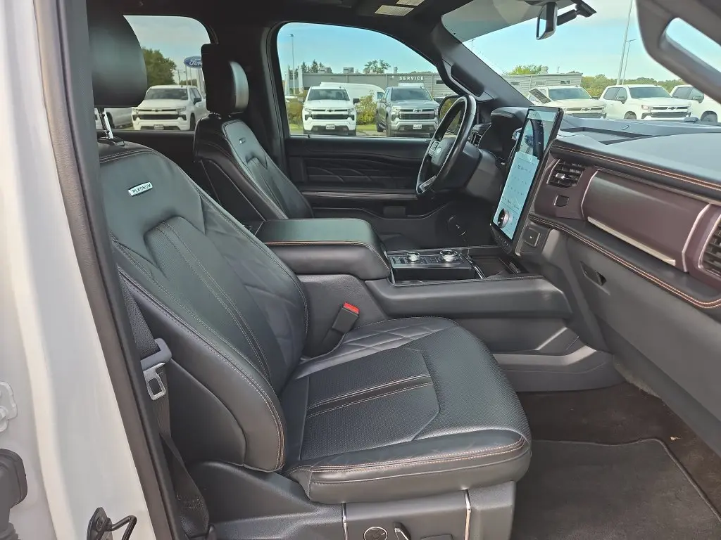 2022 Ford Expedition - $41,743