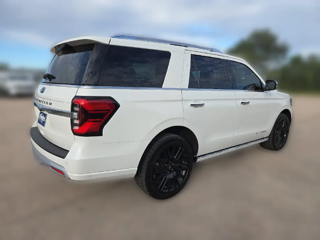 2022 Ford Expedition - $41,743