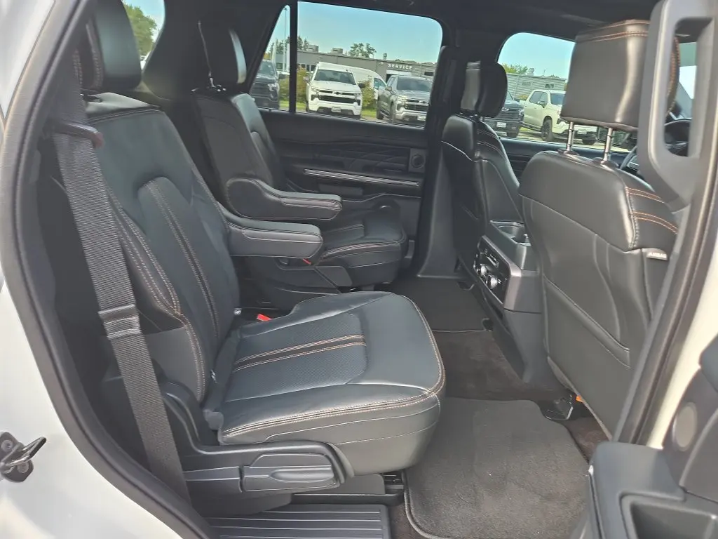 2022 Ford Expedition - $41,743