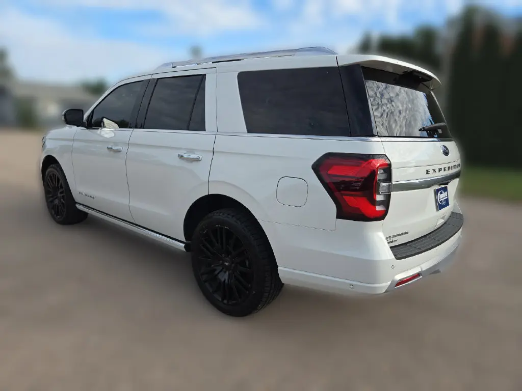 2022 Ford Expedition - $41,743