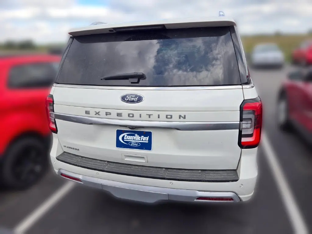 2022 Ford Expedition - $41,743
