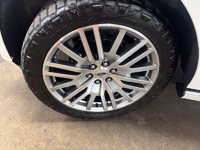 2022 Ford Expedition - $53,995