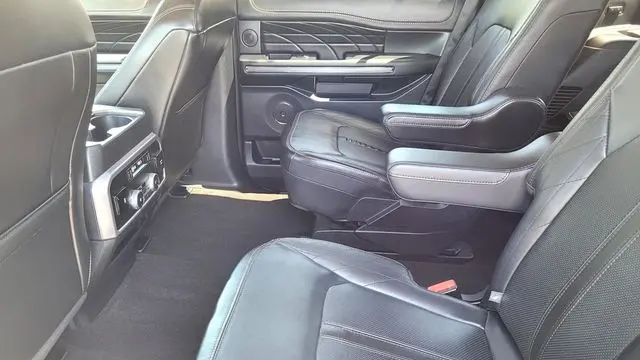 2021 Ford Expedition Platinum
