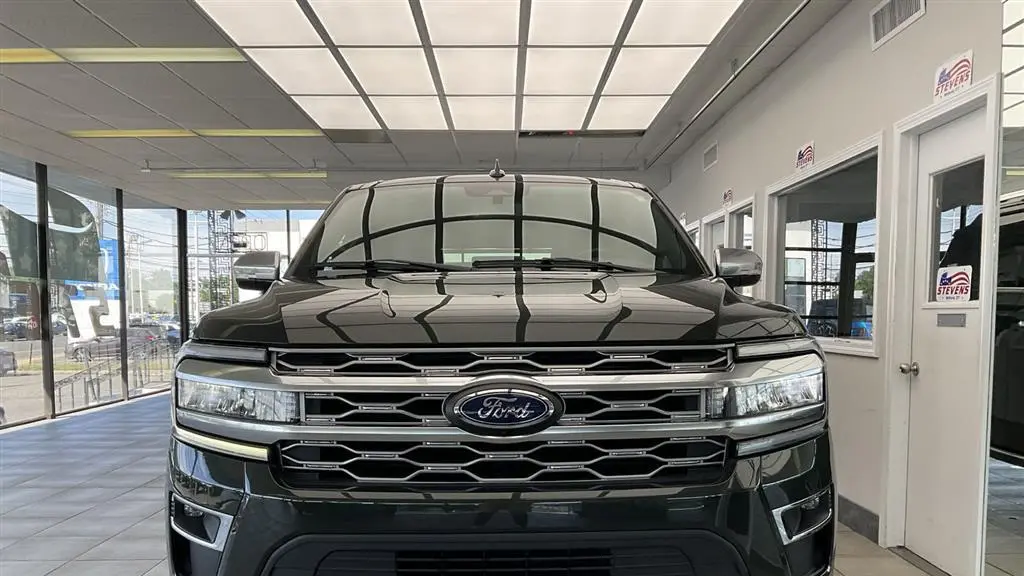 2022 Ford Expedition Platinum