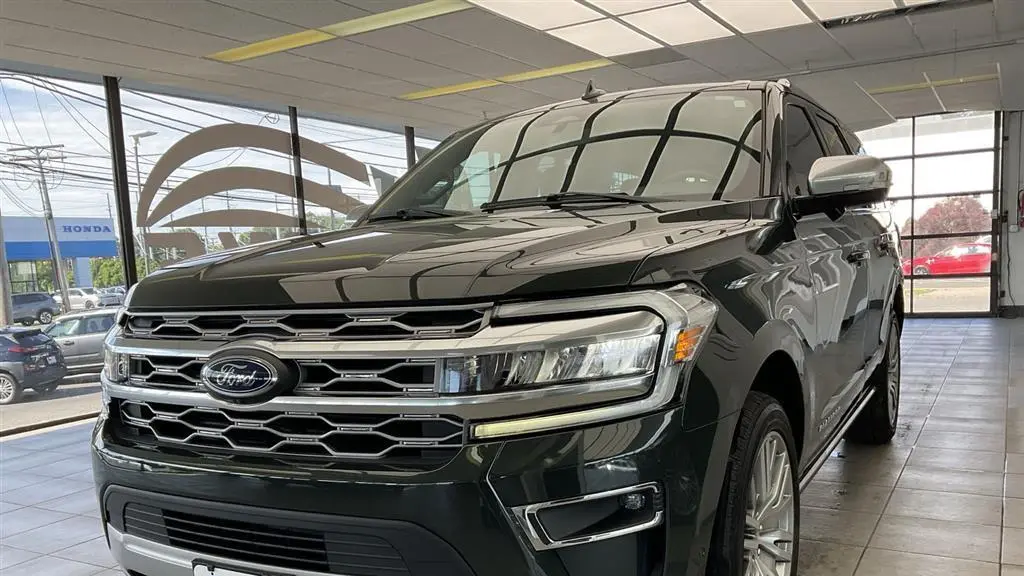 2022 Ford Expedition Platinum