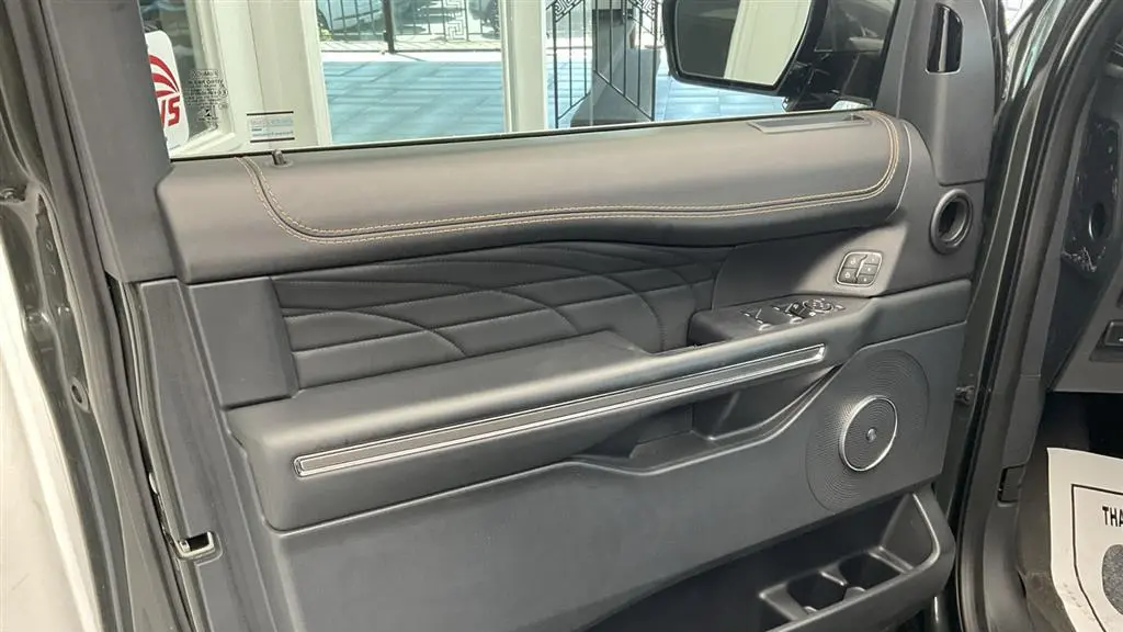 2022 Ford Expedition Platinum