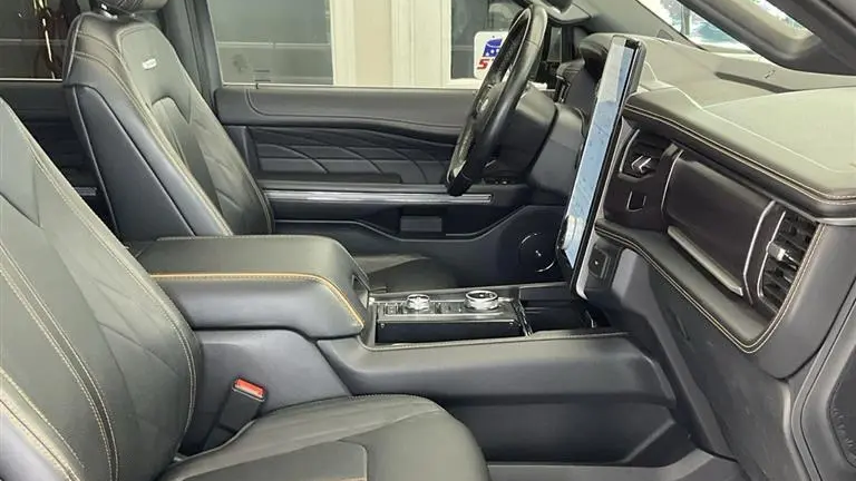 2022 Ford Expedition Platinum