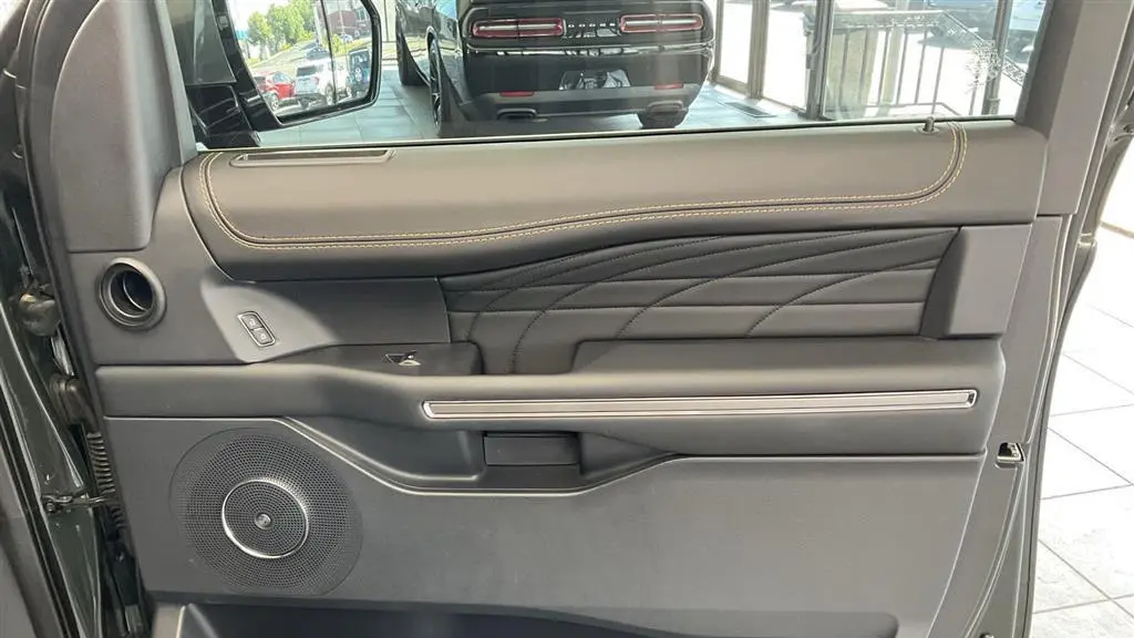 2022 Ford Expedition Platinum