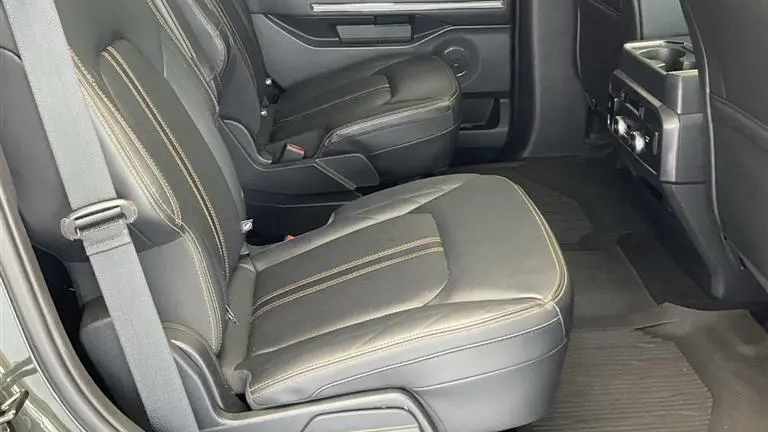 2022 Ford Expedition Platinum