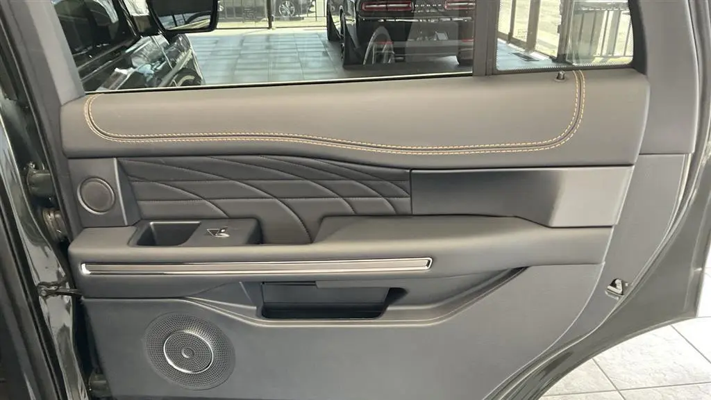 2022 Ford Expedition Platinum