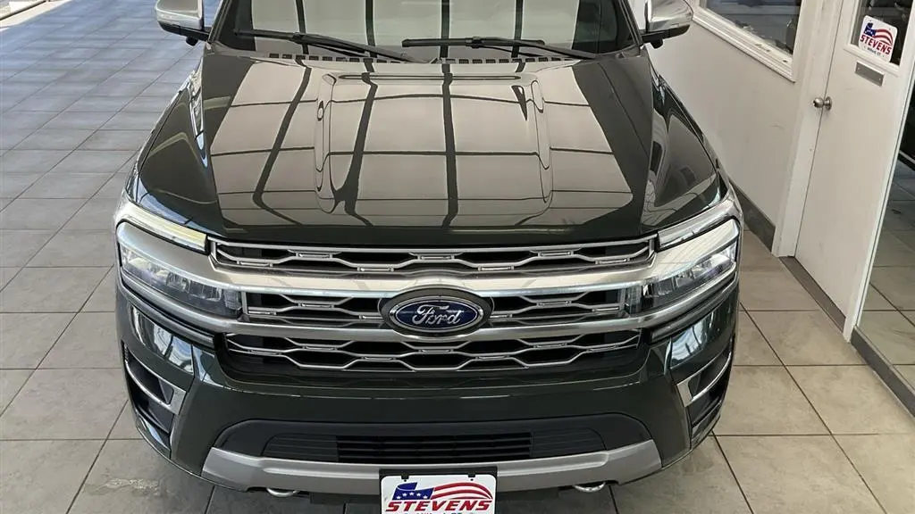 2022 Ford Expedition Platinum