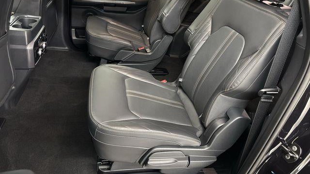 2022 Ford Expedition Platinum