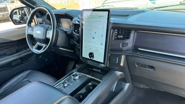 2022 Ford Expedition Platinum
