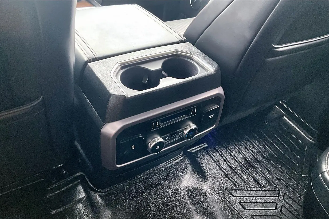 2019 Ford Expedition - $29,987