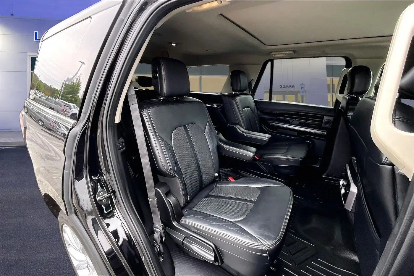 2019 Ford Expedition - $29,987