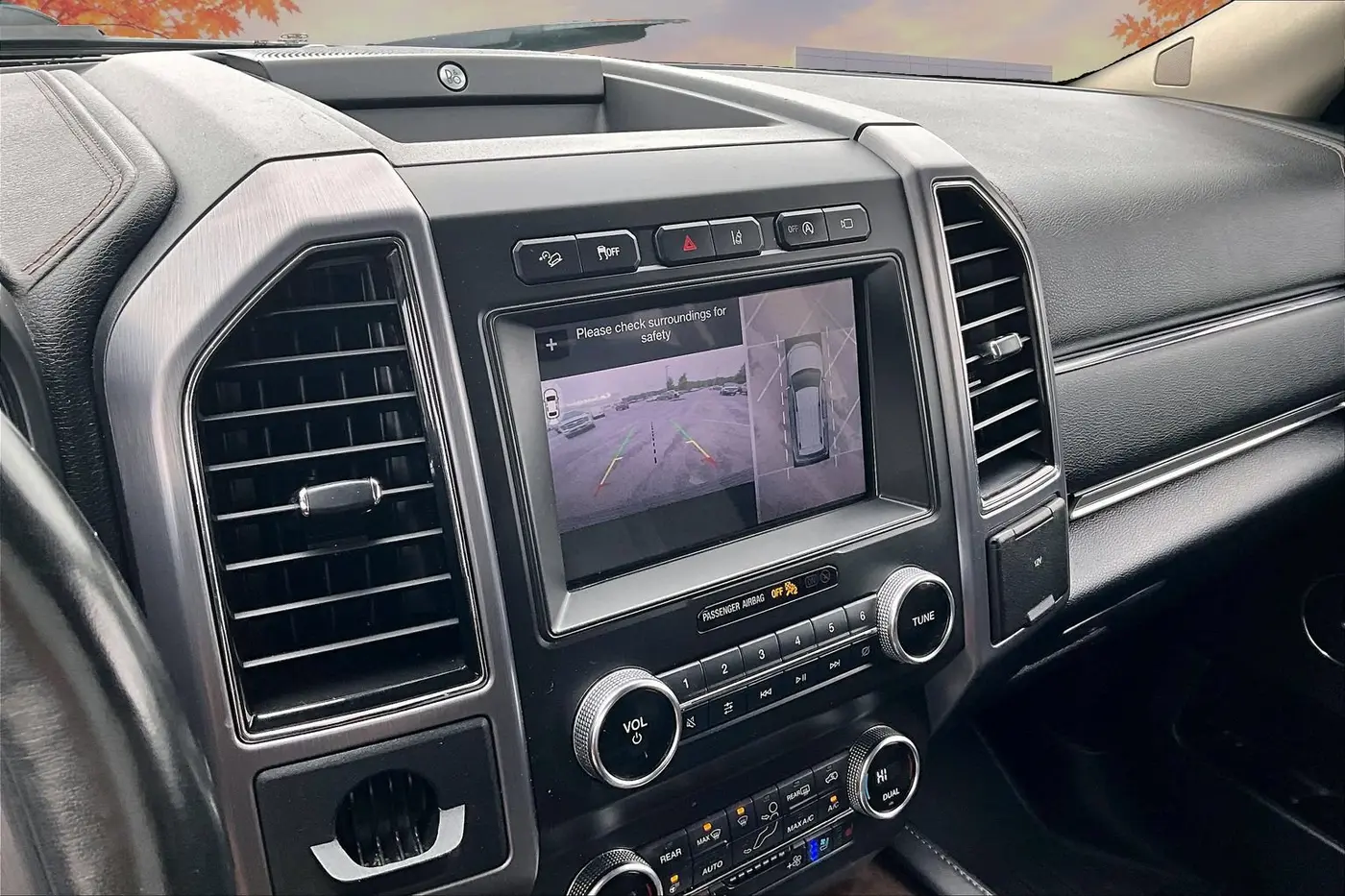 2019 Ford Expedition - $28,500