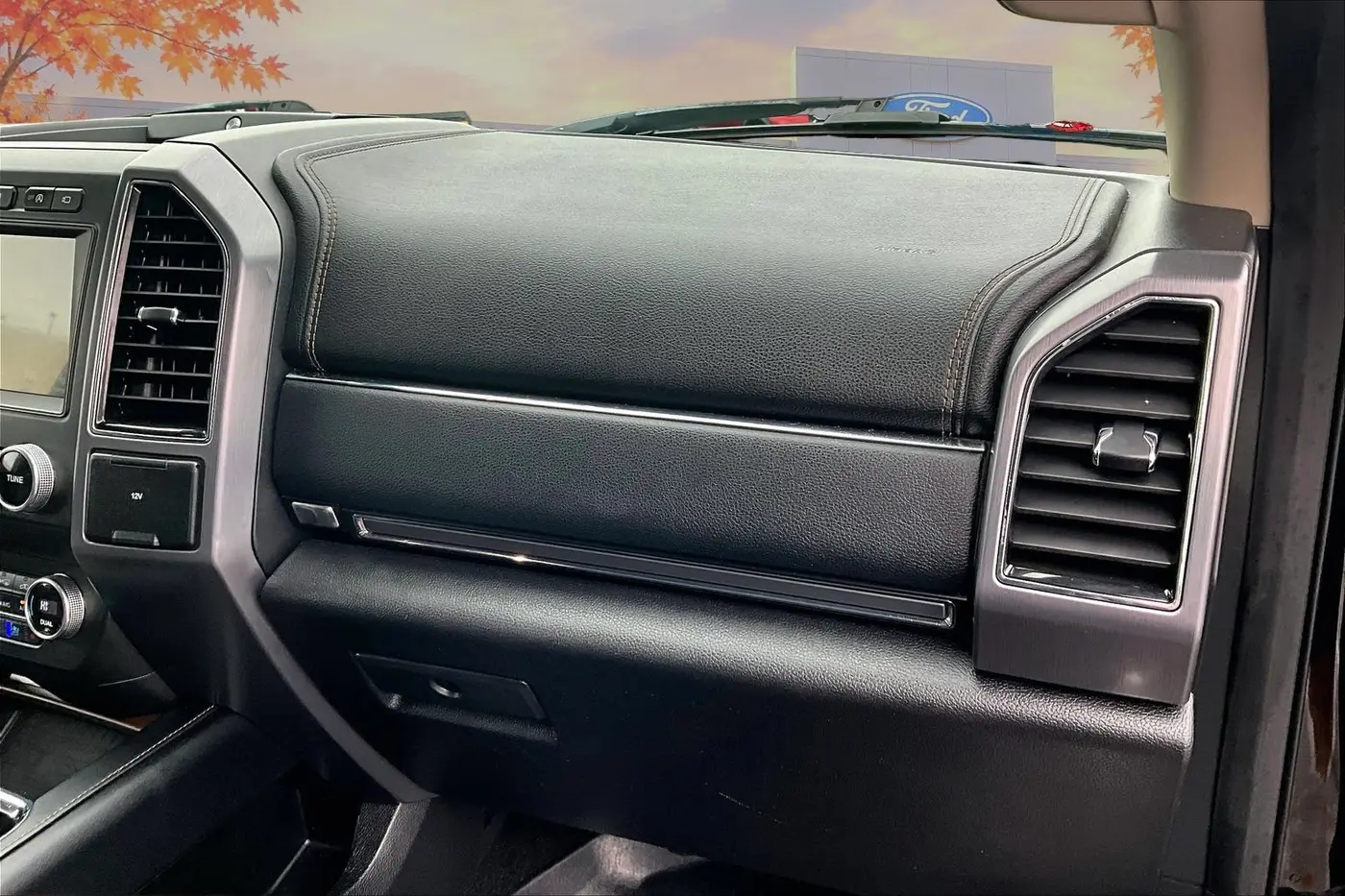 2019 Ford Expedition - $28,500