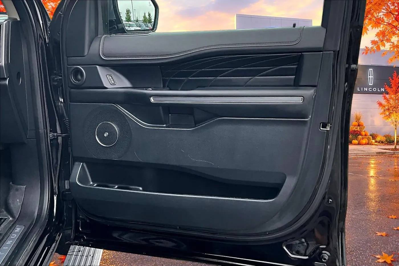 2019 Ford Expedition - $28,500