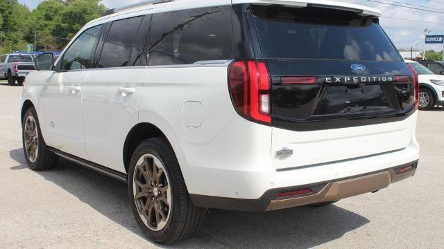 2025 Ford Expedition King Ranch