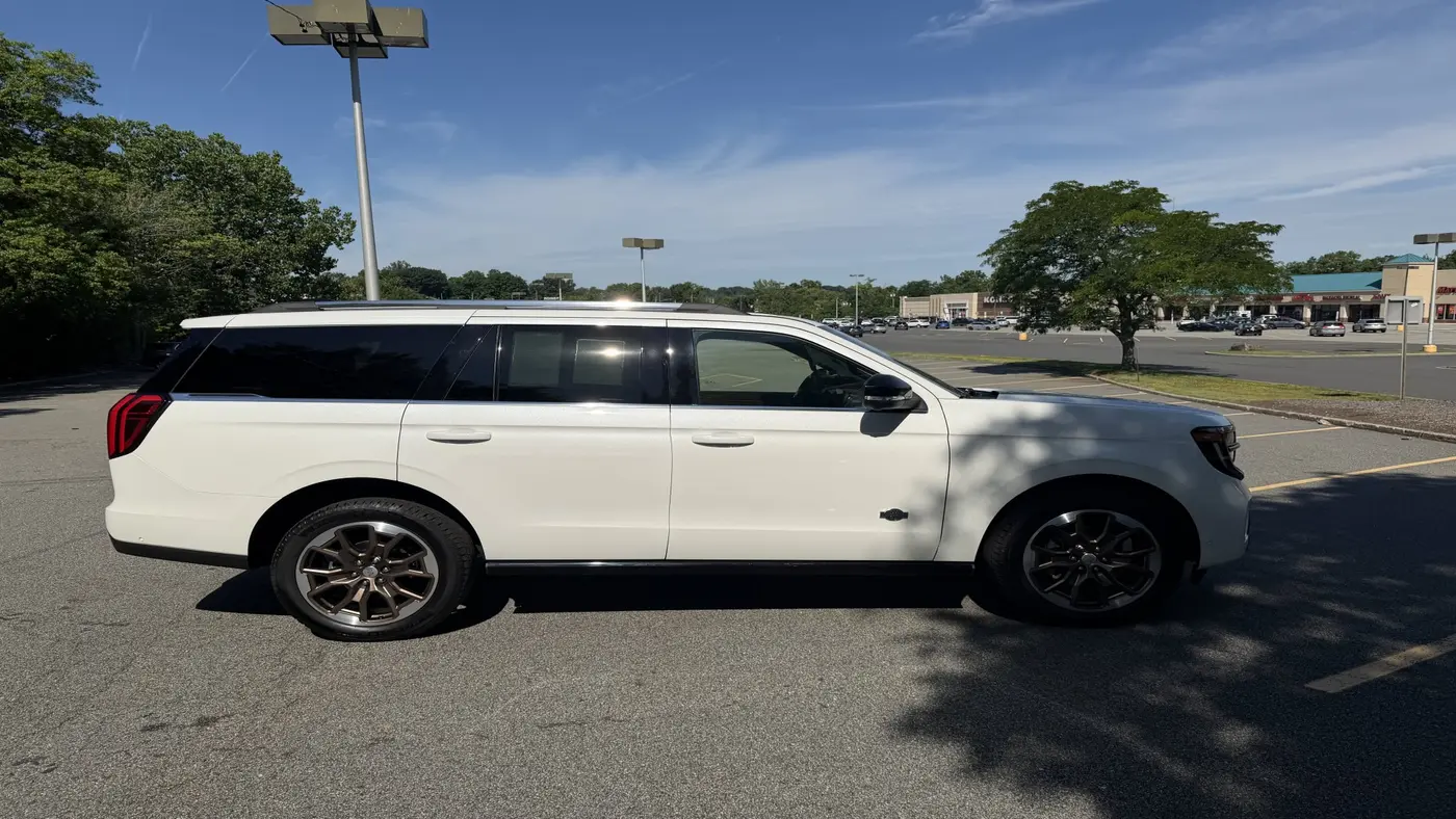 2025 Ford Expedition King Ranch