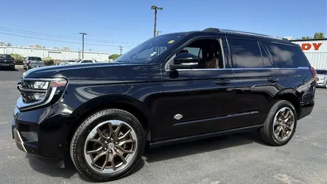 2025 Ford Expedition King Ranch