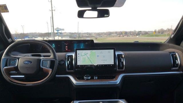 2025 Ford Expedition King Ranch