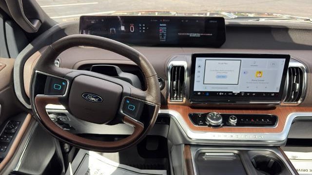 2025 Ford Expedition King Ranch