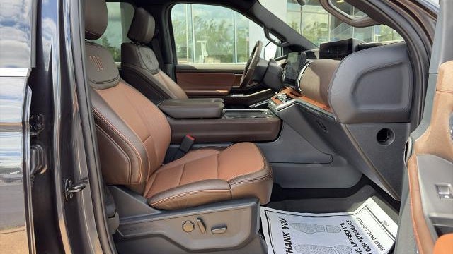 2025 Ford Expedition King Ranch