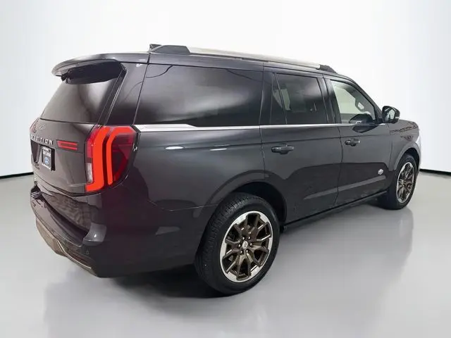 2025 Ford Expedition - $69,912