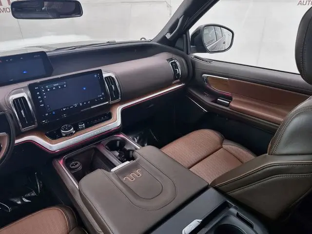 2025 Ford Expedition - $69,912