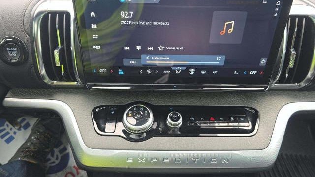 2025 Ford Expedition Tremor