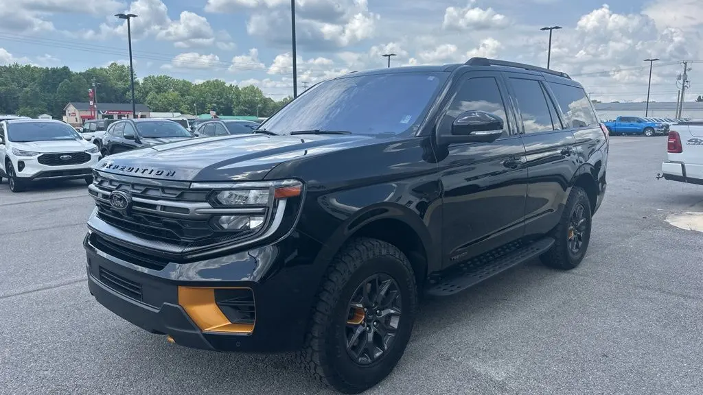 2025 Ford Expedition Tremor
