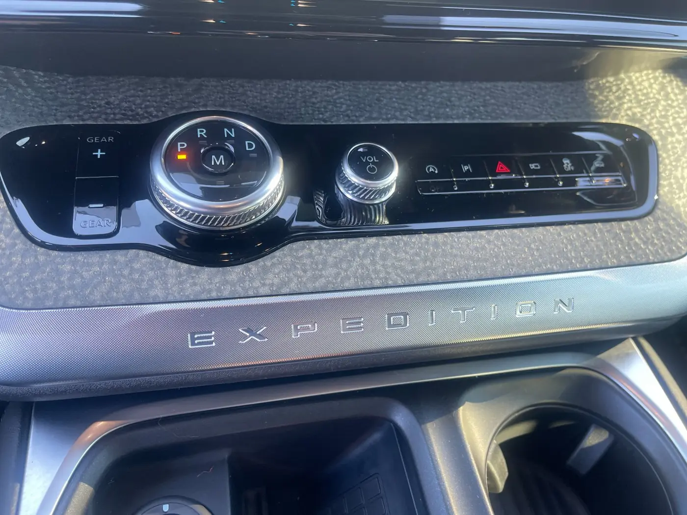2025 Ford Expedition - $72,684