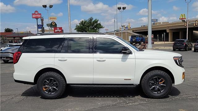 2025 Ford Expedition Tremor