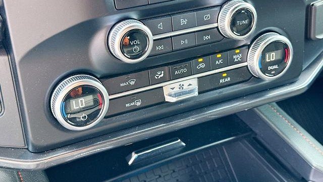 2024 Ford Expedition Timberline