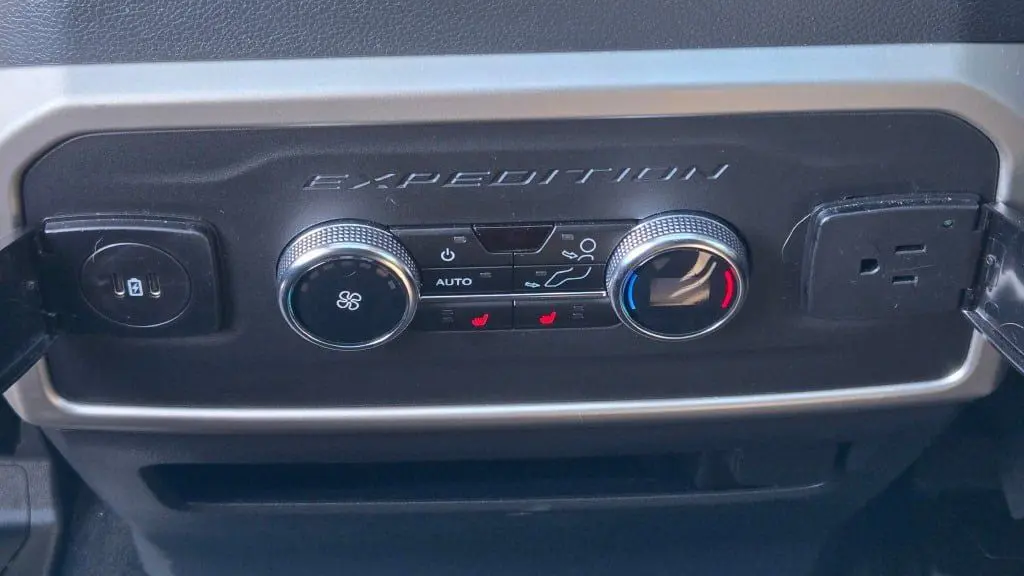 2024 Ford Expedition Timberline