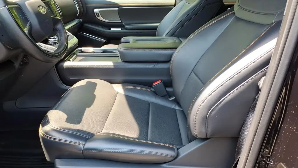 2025 Ford Expedition Tremor