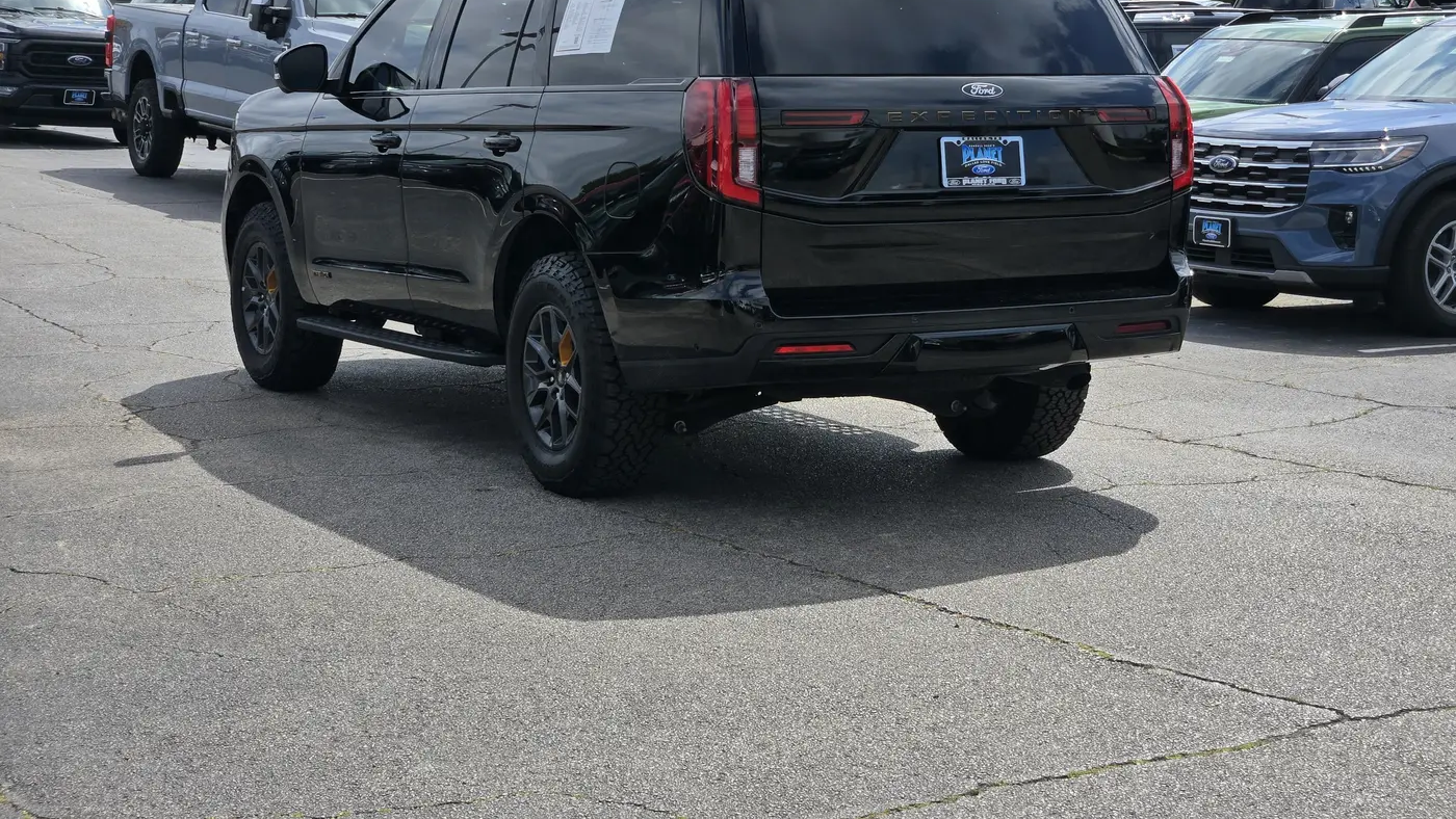 2025 Ford Expedition Tremor