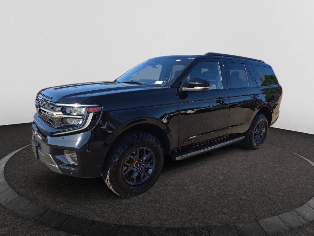2025 Ford Expedition - $64,900