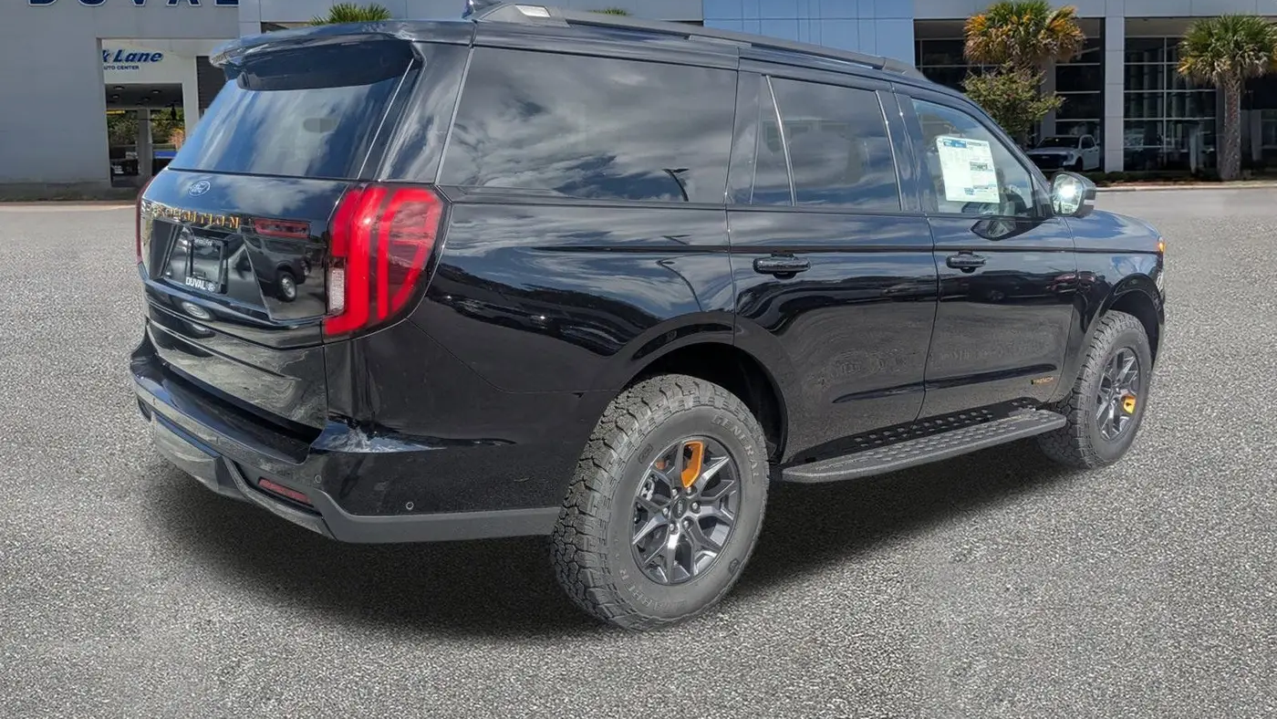 2025 Ford Expedition Tremor