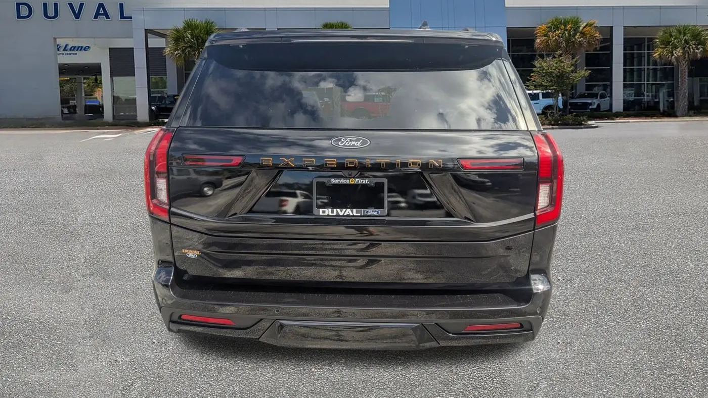 2025 Ford Expedition Tremor