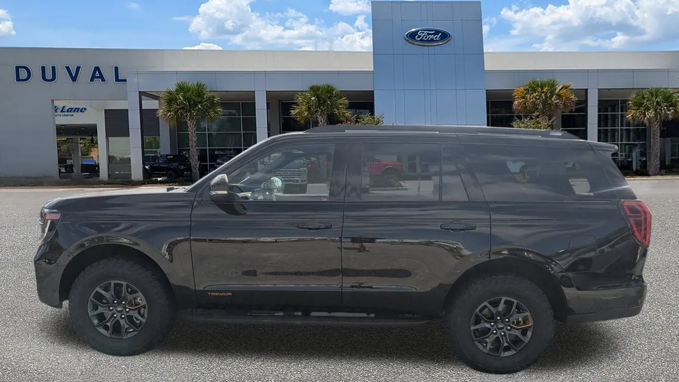 2025 Ford Expedition Tremor